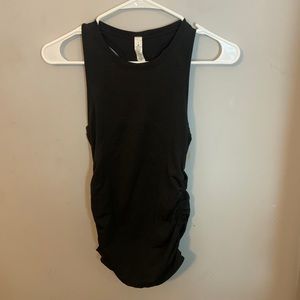 Lululemon black tank